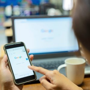 Google Ads Campaign Launch Kit (step-by-step guide + checklist)